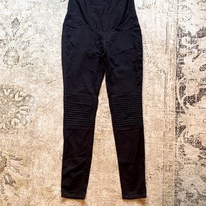 Maternity Skinny Jeans size Small
